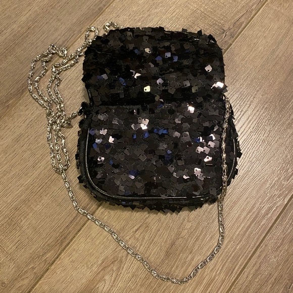 Teeny Tiny Black Bag - Picture 6 of 8